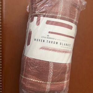 NWT Woven Throw Blanket - Rust, 50x60